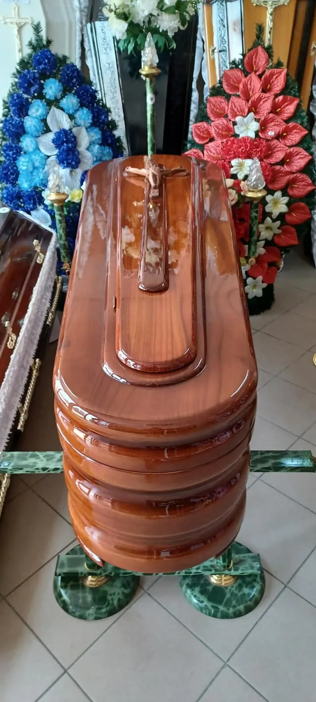 Sicriu premium din stejar — Dumitriu Odobești